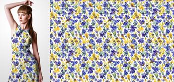 33089 Materiał ze wzorem kwiaty (żonkil) w odcieniach fioletu i żółci na białym tle